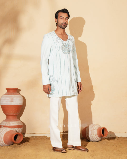 Vatsuk Mani Kurta Set