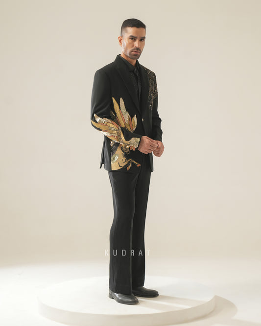 Ashv Suit