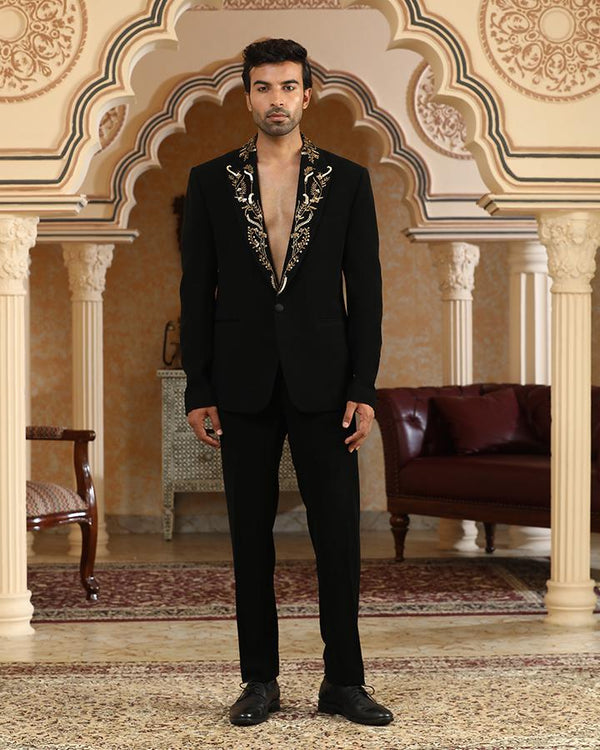 Gold vines embroidered suit set