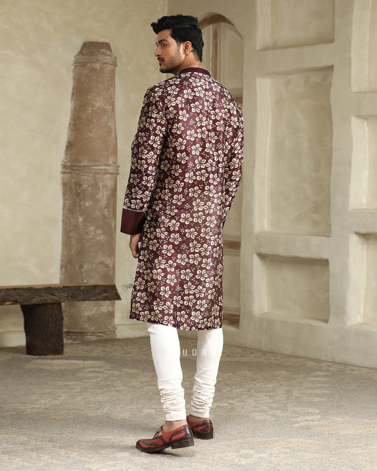 Mitti-E-Gulzar Kurta Set