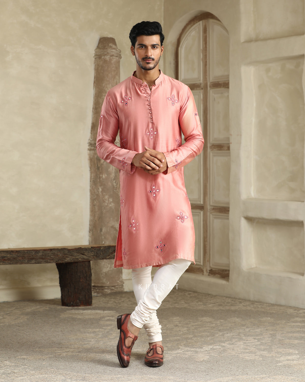 Gulabi Noor Kurta Set