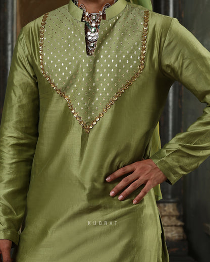 Dil Harit Embroidered kurta set