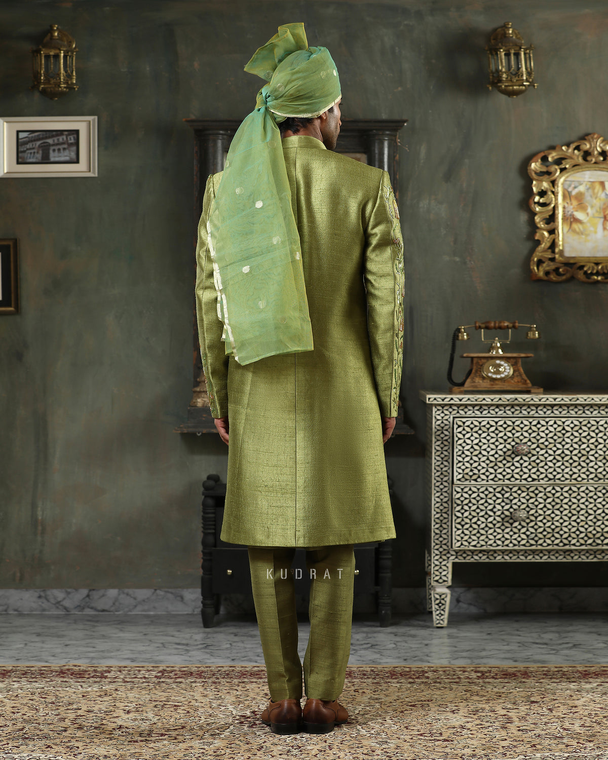 Saba Vann Open Jacket Set