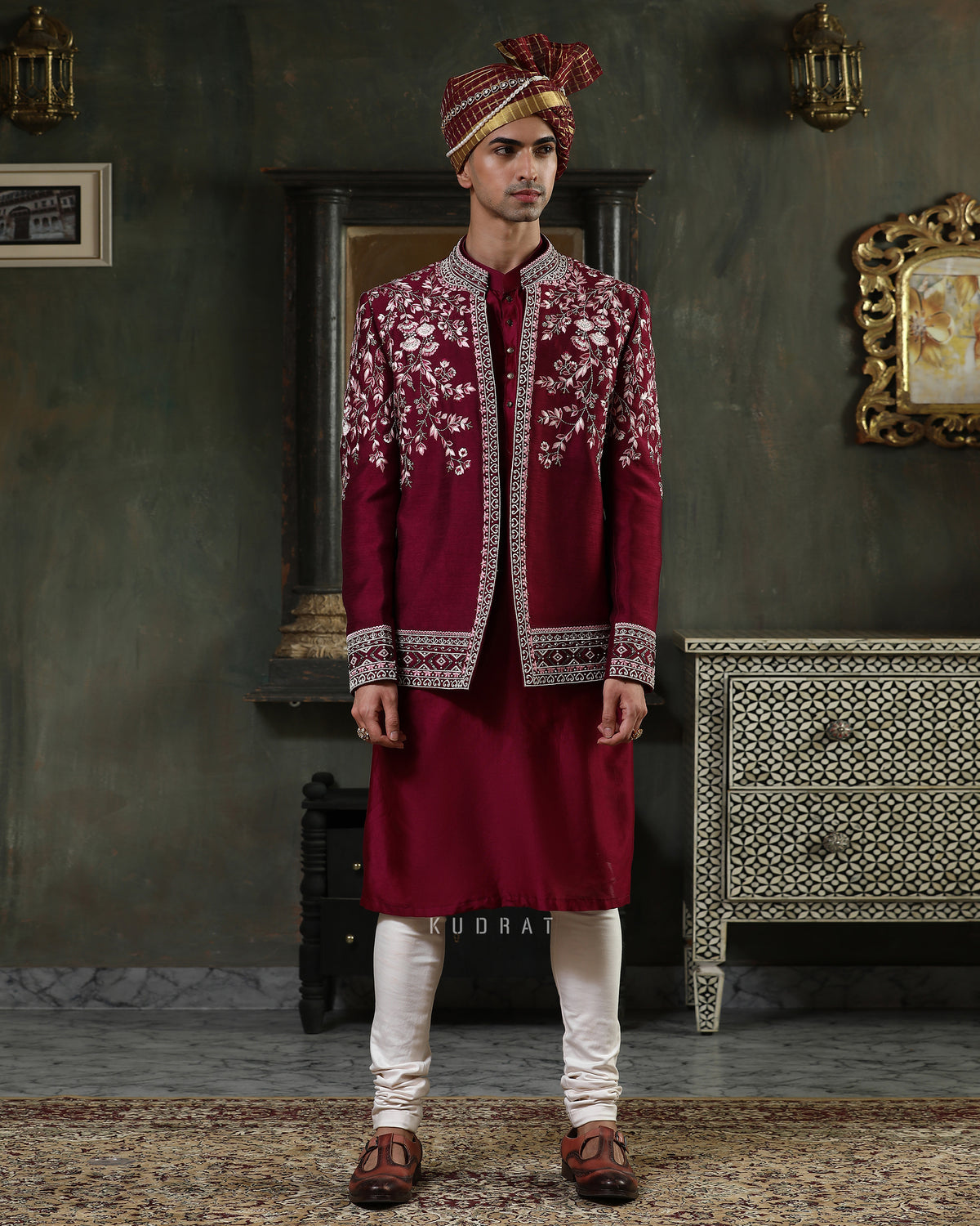 Shaakh anaati open jacket set