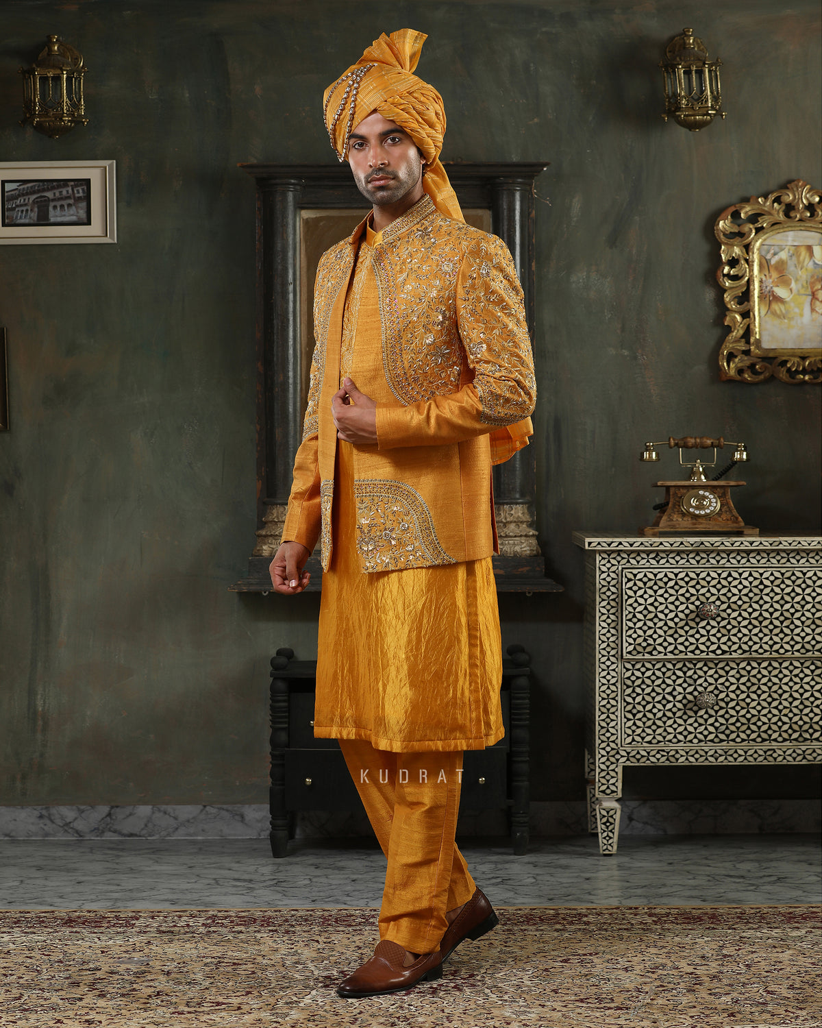 Ochre Rajgul Upem Jacket Set