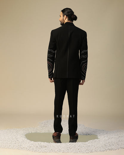 Mani Embroidered Suit Set