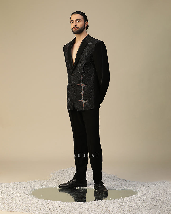 Manthan Embroidered Suit