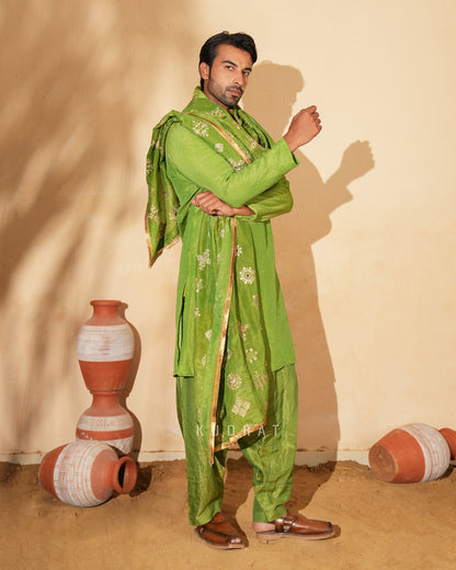 Vasant Kurta Set