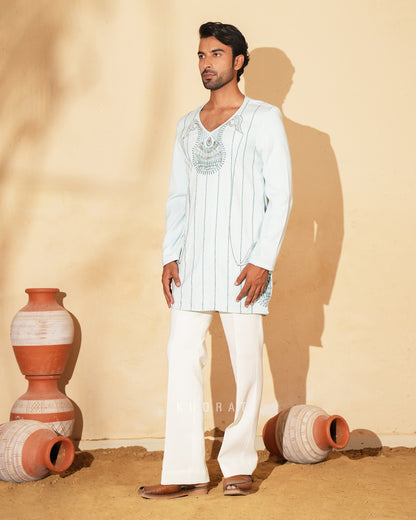 Vatsuk Mani Kurta Set