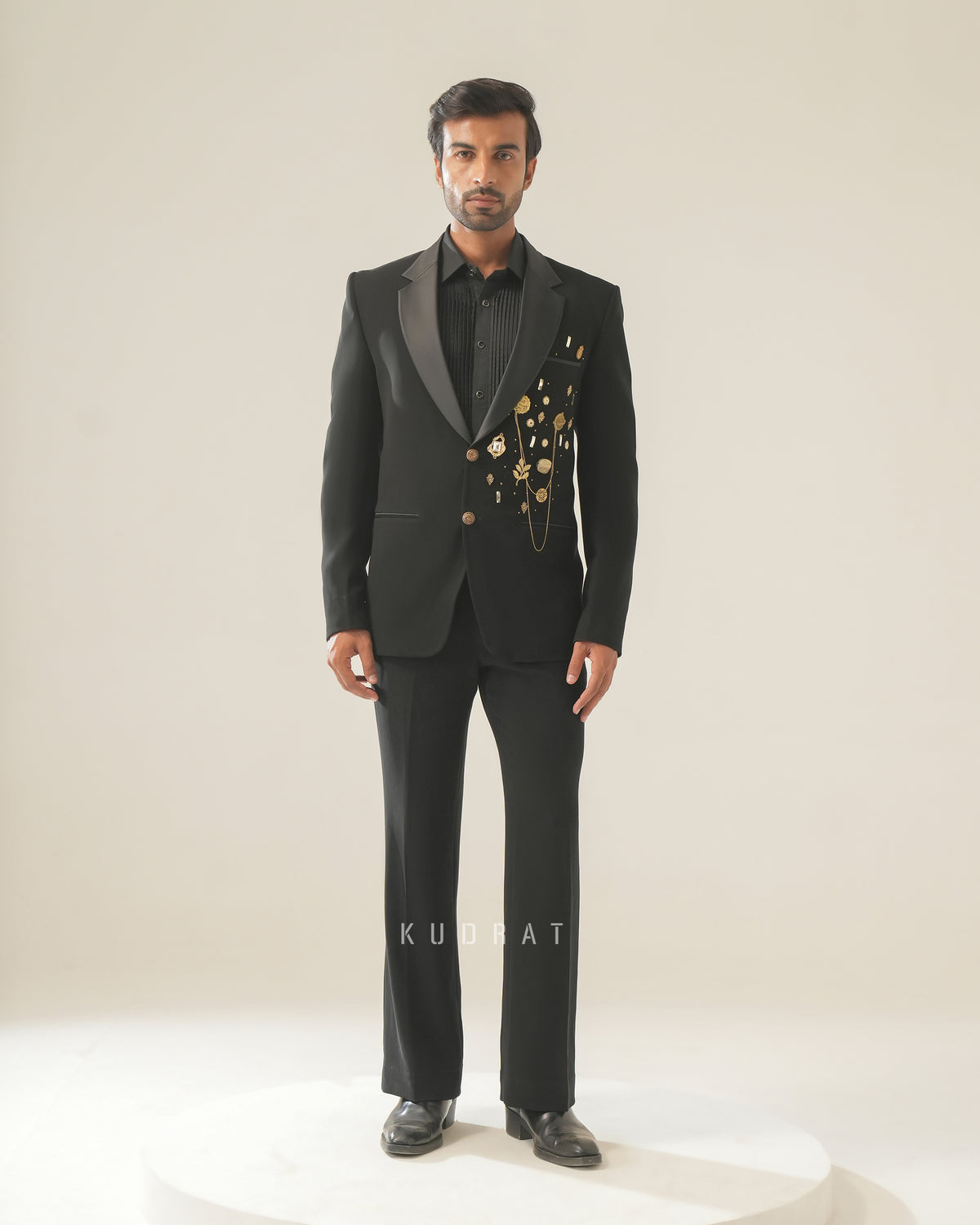 Black Majesty Suit set