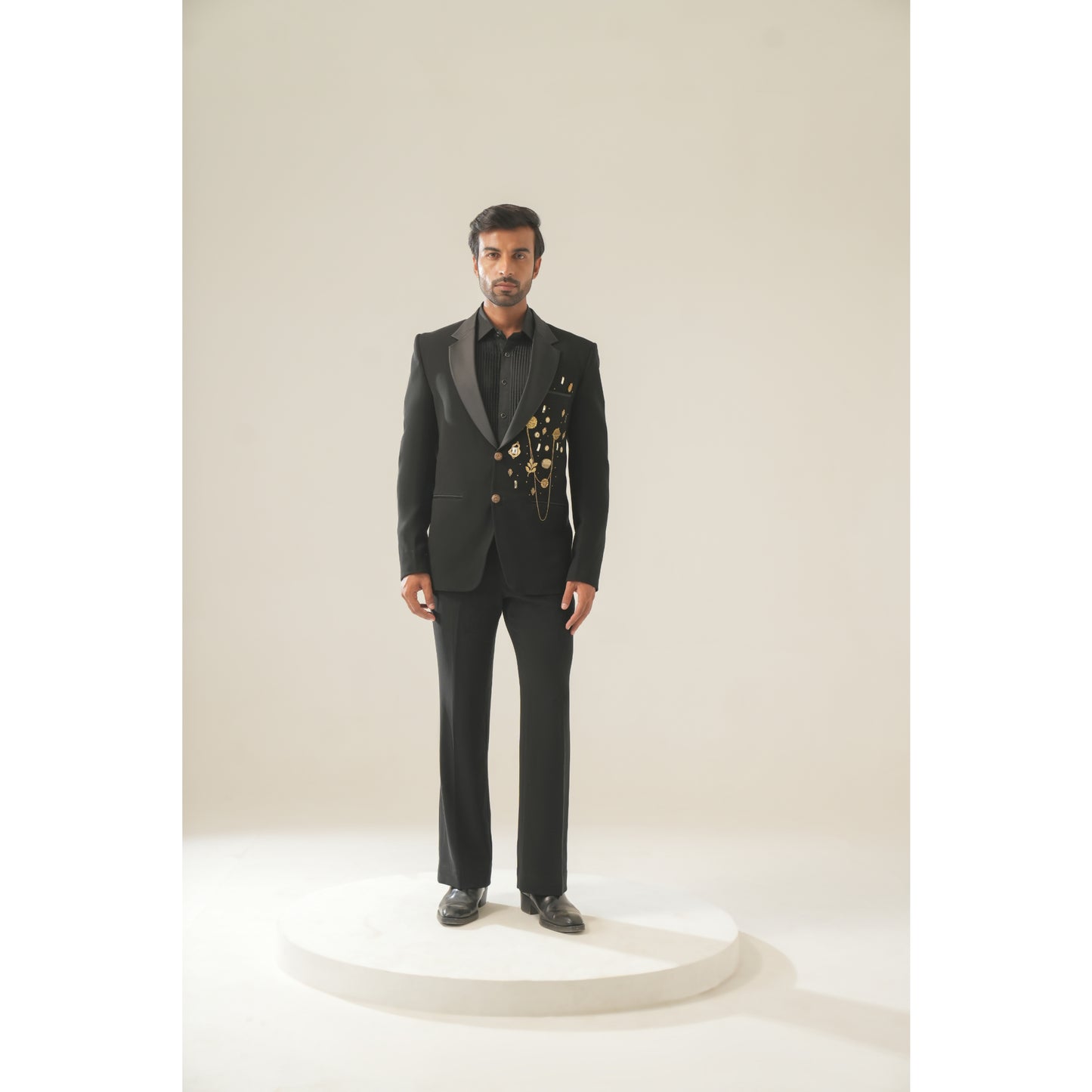 Black Majesty Suit set