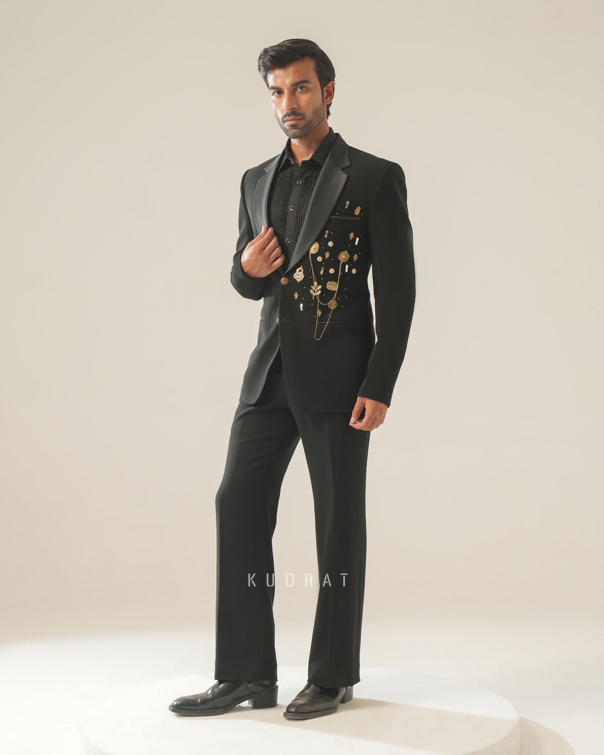 Black Majesty Suit set