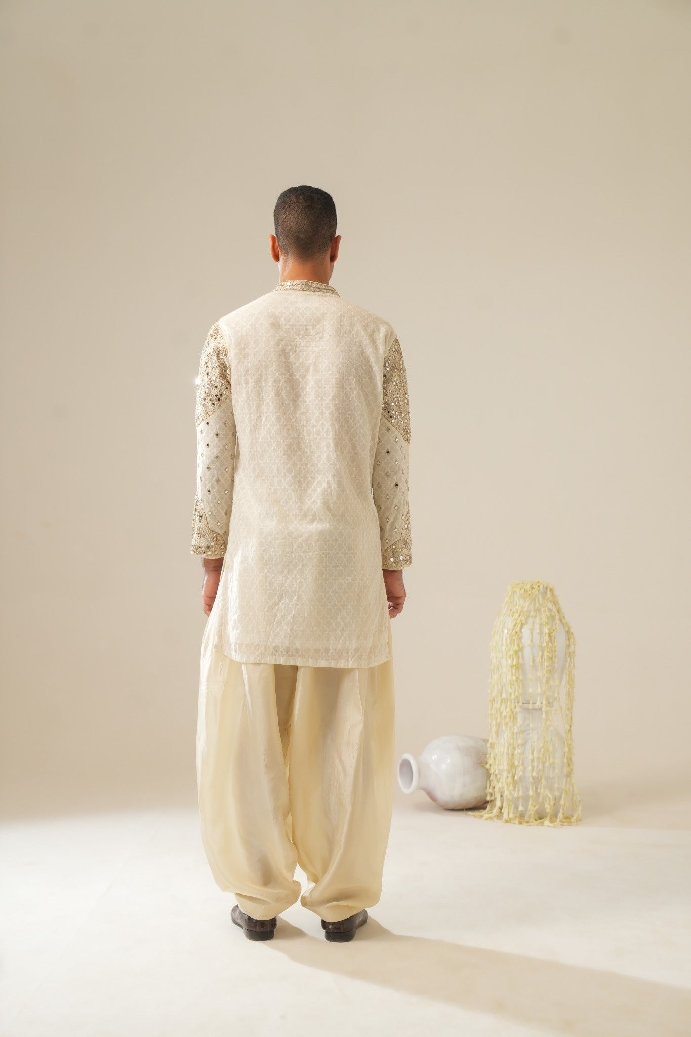 Sheesha kaari kurta set