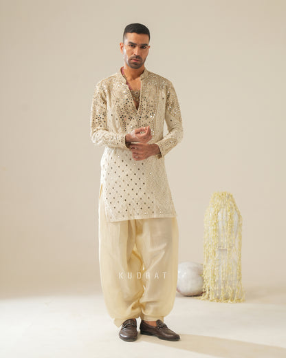 Sheesha kaari kurta set