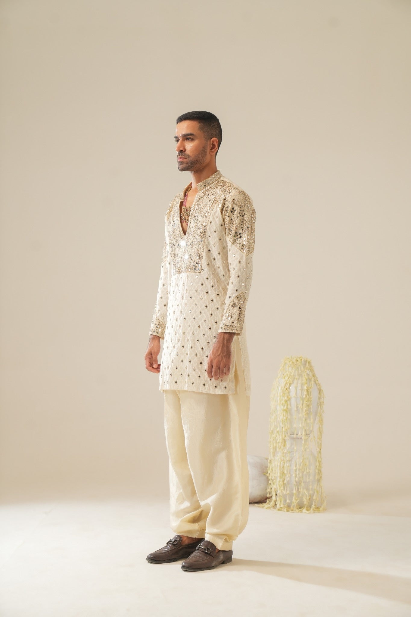 Sheesha kaari kurta set