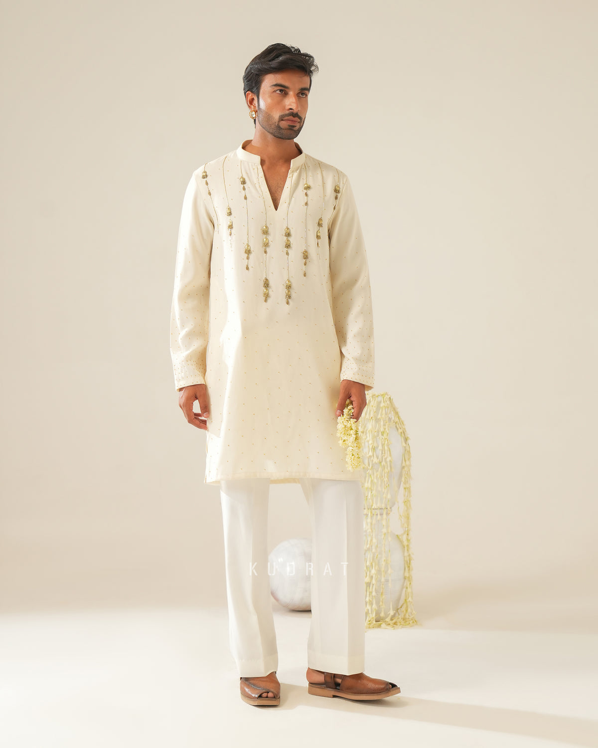 Aabhradh Kurta Set