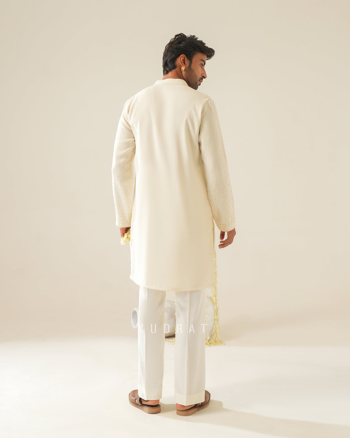 Aabhradh Kurta Set