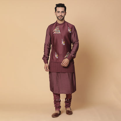 Surkh Airawat Kurta Set