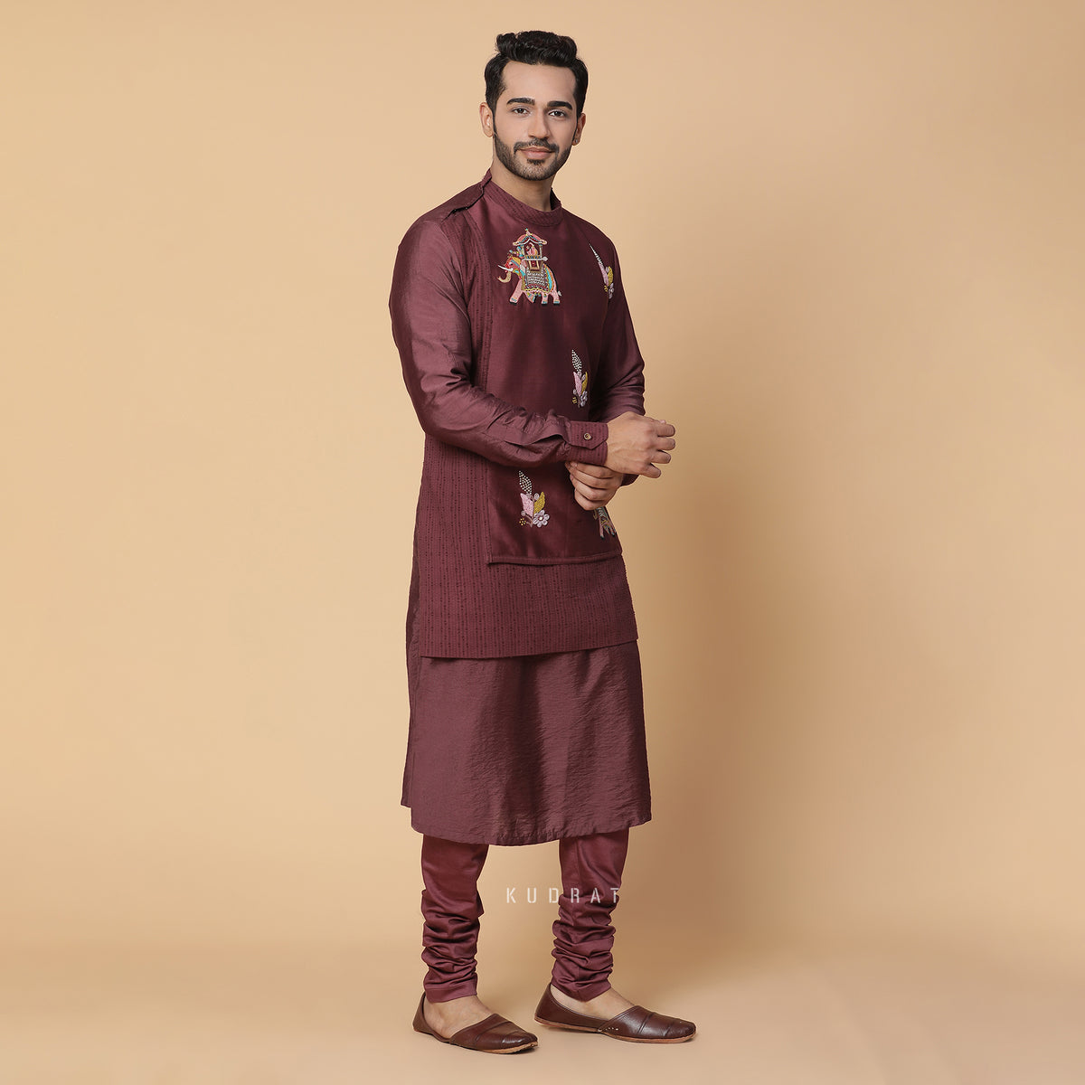 Surkh Airawat Kurta Set