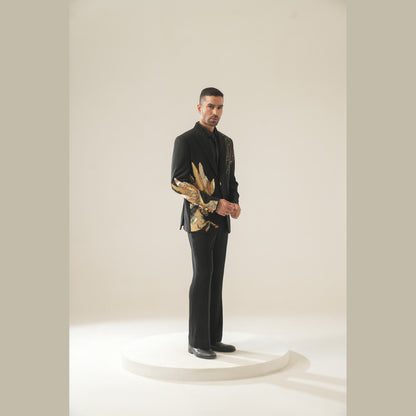 Ashv Suit