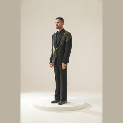 Ashv Suit